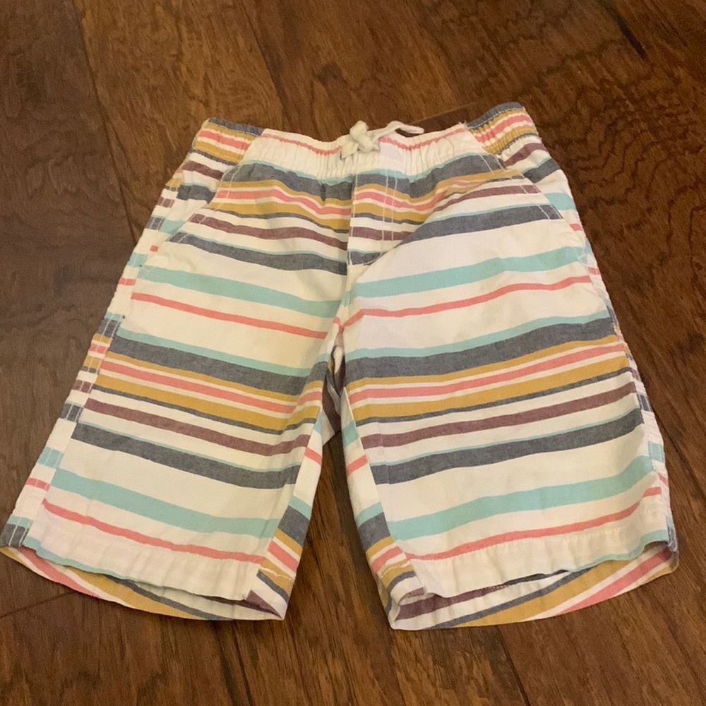Boys size 5 T Gymboree shorts